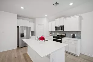 907 Marigold St, Princeton, TX 75407 - Photo 3