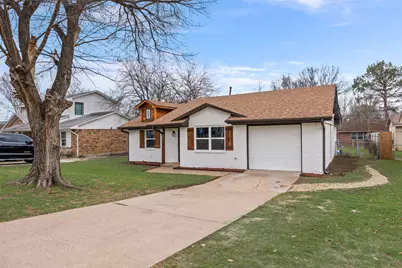 226 W Center Street, Duncanville, TX 75116 - Photo 5