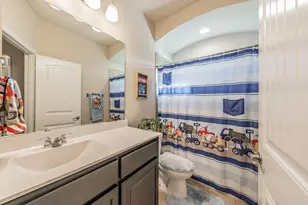 153 Hidden Creek Ct, Saginaw, TX 76131 - Photo 25