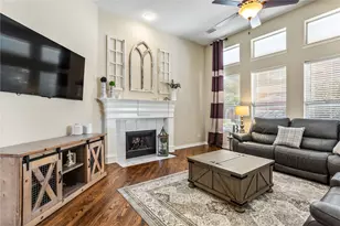 1317 Winston Dr, McKinney, TX 75072 - Photo 9