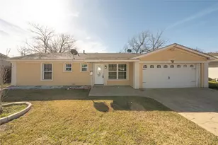 913 Russell Rd, Everman, TX 76140 - Photo 1