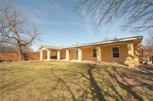 913 Russell Rd, Everman, TX 76140 - Photo 27