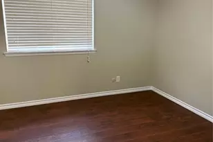 528 Park Center Blvd, Saginaw, TX 76179 - Photo 11