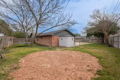 5825 Stratford Drive, Waco, TX 76710 - Photo 29