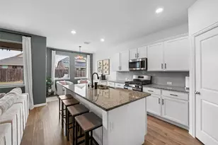 1825 Lake Grove Dr, Little Elm, TX 75068 - Photo 7