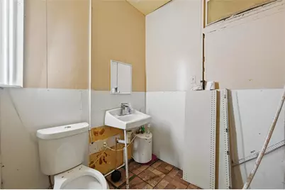 100 S Kaufman Street, Ennis, TX 75119 - Photo 15