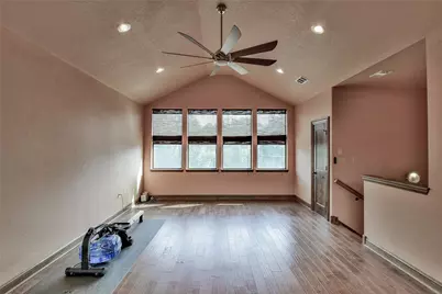 1501 S Chisholm Trail, Granbury, TX 76048 - Photo 29