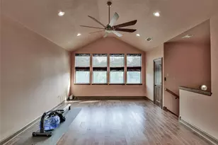 1501 S Chisholm Trail, Granbury, TX 76048 - Photo 29
