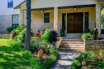 1501 S Chisholm Trail, Granbury, TX 76048 - Photo 3