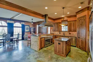 1501 S Chisholm Trail, Granbury, TX 76048 - Photo 9