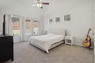 7045 Pecan Gln Pl, Fort Worth, TX 76120 - Photo 15