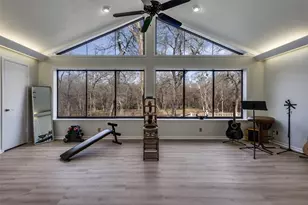 2525 Canyon Creek Dr, Sherman, TX 75092 - Photo 17