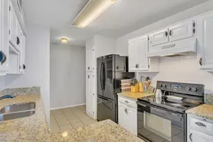 2910 Big Ben Ln, Garland, TX 75044 - Photo 9