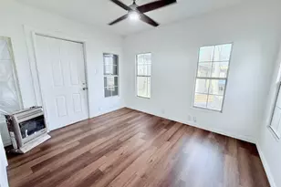 727 W Day St, Denison, TX 75020 - Photo 15