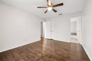 1319 Saturn Dr, Cedar Hill, TX 75104 - Photo 11