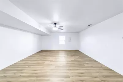 934 Meadowdale Circle, Garland, TX 75043 - Photo 17