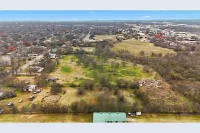 1401 Walnut Street, Cleburne, TX 76033 - Photo 17