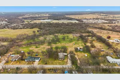 1401 Walnut Street, Cleburne, TX 76033 - Photo 1