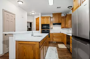 15084 Golf Dr, Whitney, TX 76692 - Photo 9