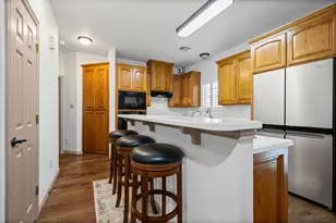 15084 Golf Dr, Whitney, TX 76692 - Photo 9