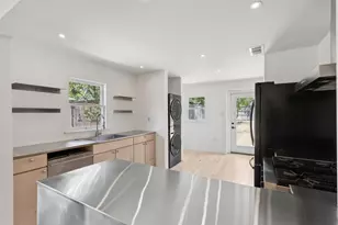 2511 Burlington Blvd, Dallas, TX 75211 - Photo 15