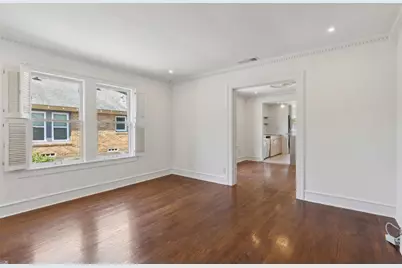 2511 Burlington Boulevard, Dallas, TX 75211 - Photo 9