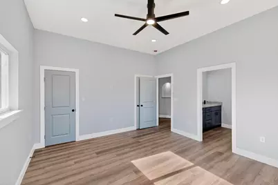 2216 Ross Avenue, Fort Worth, TX 76164 - Photo 17