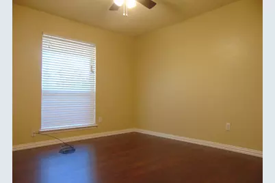 2114 E Park Row Drive, Arlington, TX 76010 - Photo 5