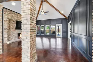 3721 Fieldcrest Ln, Bedford, TX 76021 - Photo 7