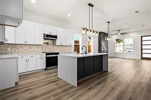 3826 York St, Dallas, TX 75210 - Photo 3