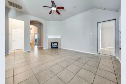 4445 Stones River Road, Grand Prairie, TX 75052 - Photo 5