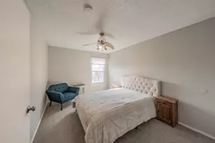 1004 Alameda Dr, Carrollton, TX 75007 - Photo 13