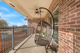 2327 Clearspring Dr N, Irving, TX 75063 - Photo 5