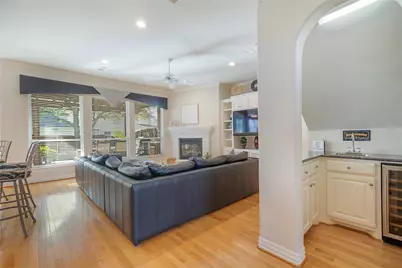 2327 Clearspring Drive N, Irving, TX 75063 - Photo 11