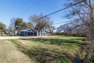 19629 Valentine, Kemp, TX 75143 - Photo 3