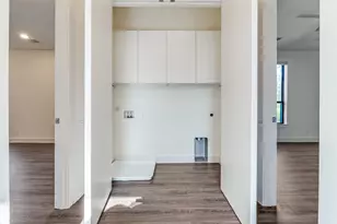 3388 Anchor Ct, Dallas, TX 75219 - Photo 23