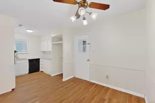 1102 Crisp Dr, Irving, TX 75061 - Photo 13