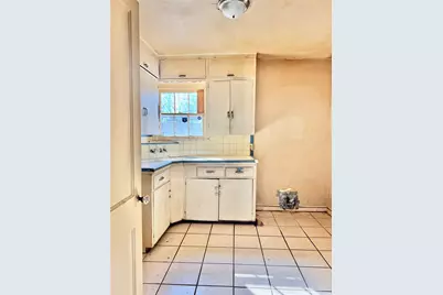 8246 Marvel Drive, Dallas, TX 75217 - Photo 13