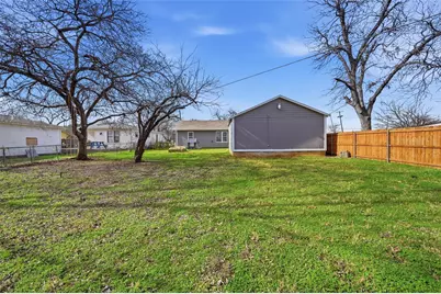 418 Russell Street, White Settlement, TX 76108 - Photo 35