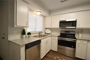 518 Hunters Glen St, Lewisville, TX 75067 - Photo 11