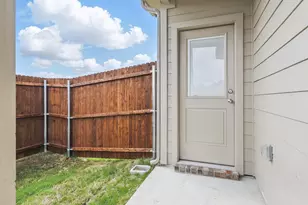 3045 Maple Orch Ln, Fort Worth, TX 76140 - Photo 39