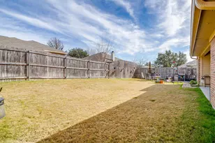 604 Marybeth Dr, Burleson, TX 76028 - Photo 39