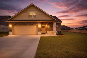 614 Violet Dr, Tolar, TX 76476 - Photo 1