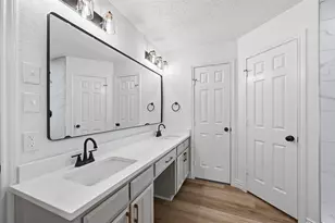 1940 Berrybrook Dr, Fort Worth, TX 76134 - Photo 15