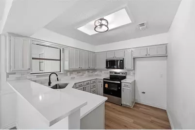 1940 Berrybrook Drive, Fort Worth, TX 76134 - Photo 9