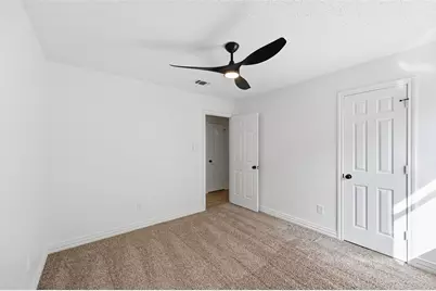 1940 Berrybrook Drive, Fort Worth, TX 76134 - Photo 17