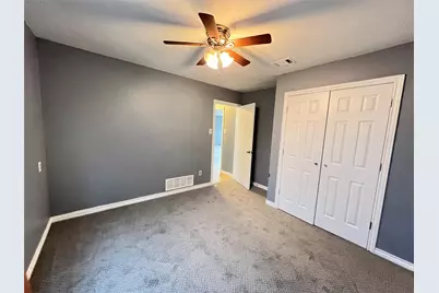 213 Alexander Court, Irving, TX 75061 - Photo 7