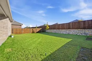 2121 Esher Dr, Little Elm, TX 75068 - Photo 21