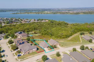 2756 Cresent Lake Dr, Little Elm, TX 75068 - Photo 25