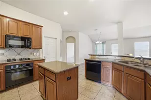 209 Lariat Dr, Fate, TX 75087 - Photo 11